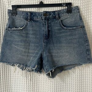 BDG Urban Outfitter’s Women's 30 A-Line Denim Short Blue 100% Cotton Inseam 4”